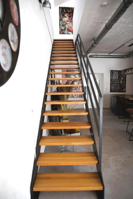Beautiful Design 2 Bedroom Loft Mertert Luaran gambar