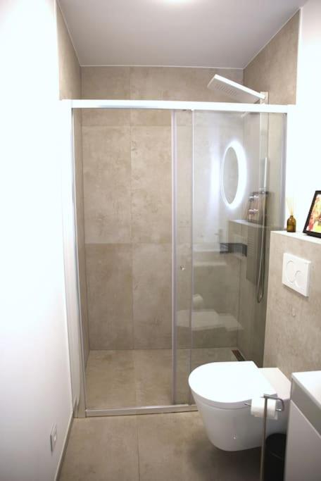 Beautiful Design 2 Bedroom Loft Mertert Luaran gambar